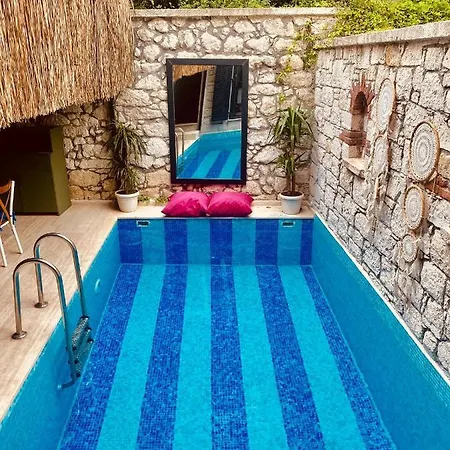 Pan Alacati Hotell 3*